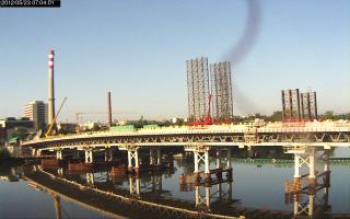 070401_979706200.jpg
