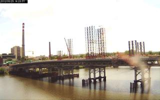 142301_197994458.jpg