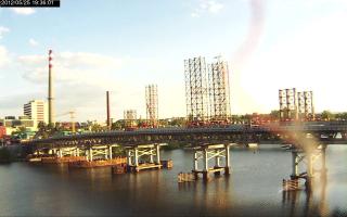 193601_062358937.jpg