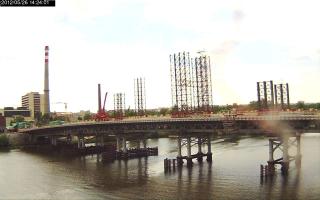 142401_889403281.jpg