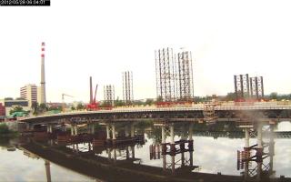 060401_805573145.jpg
