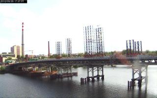 173701_439900289.jpg