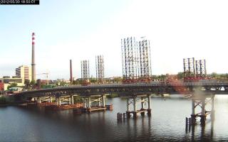 185001_274321611.jpg