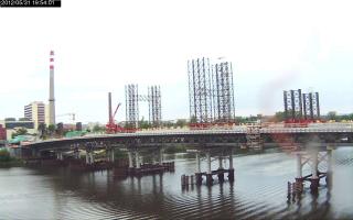 195401_775868259.jpg