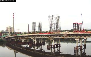 073001_933094600.jpg