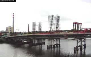 185701_438128371.jpg