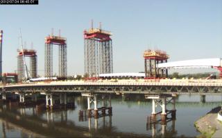 084501_875611001.jpg