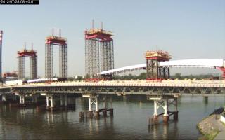 084001_817778455.jpg