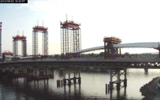 184001_889881015.jpg