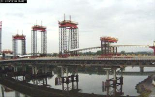 060501_998736260.jpg