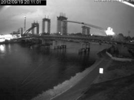 201101_966195012.jpg