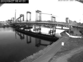 064101_981504457.jpg