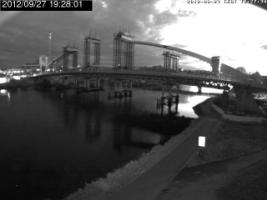 192801_710352106.jpg