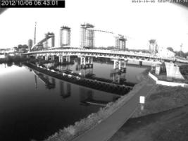 064301_932320342.jpg