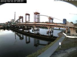 070501_325765442.jpg