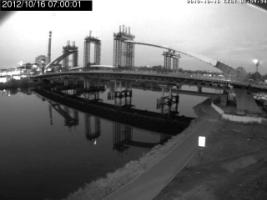 070001_851703604.jpg