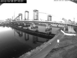 071001_677763393.jpg