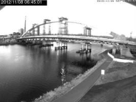 064501_942600666.jpg