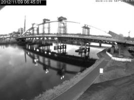 064501_990446656.jpg
