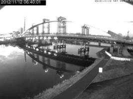 064001_148876040.jpg