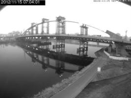 070401_674117623.jpg