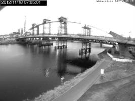 070501_657459243.jpg