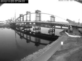 070401_209484850.jpg