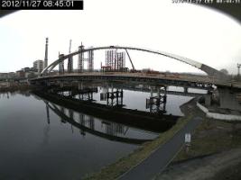 084501_908390354.jpg