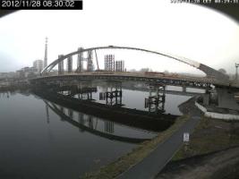 083002_860320740.jpg
