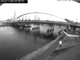 072501_764521114.jpg
