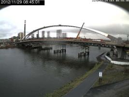 084501_725916106.jpg
