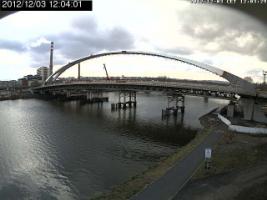 120401_916158213.jpg