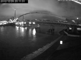 201101_859776059.jpg