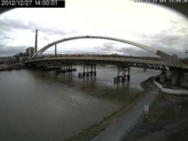 140001_481636819.jpg