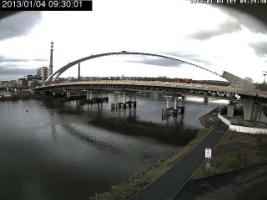 093001_846572589.jpg