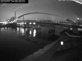 060001_778279079.jpg