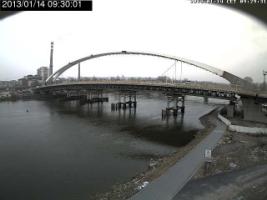 093001_946592695.jpg