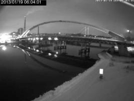 060401_864854830.jpg