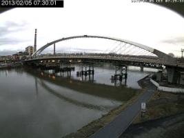 073001_746750943.jpg