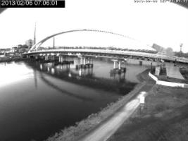 070601_872536829.jpg