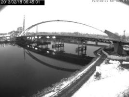 064501_407343466.jpg