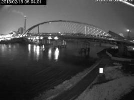 060401_941957148.jpg