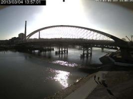 135701_436400861.jpg