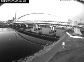 060401_889057847.jpg