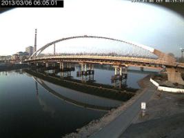 060501_823445852.jpg