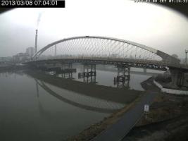 070401_982045415.jpg