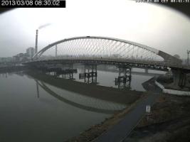 083002_204840773.jpg