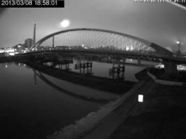 185801_410606673.jpg