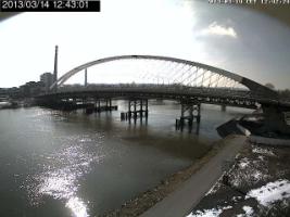 124301_906413642.jpg