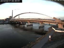 063001_625769893.jpg
